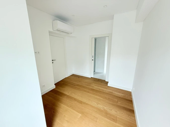 Apartamento T4 para Venda em São Martinho Foto 12
