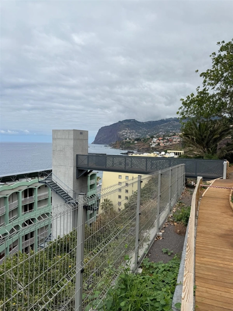 Apartamento T4 para Venda em São Martinho Foto 22