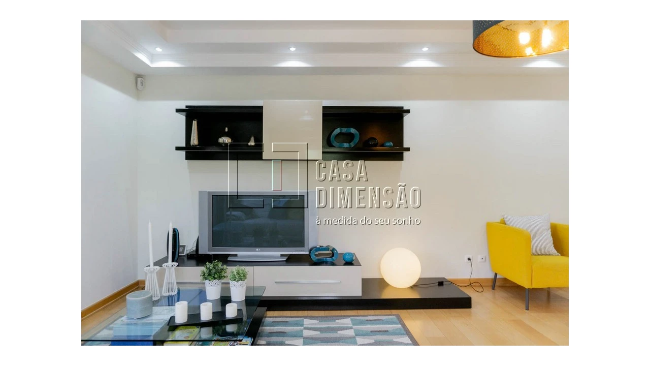 Apartamento T2 para Venda em Carnaxide e Queijas Foto 6