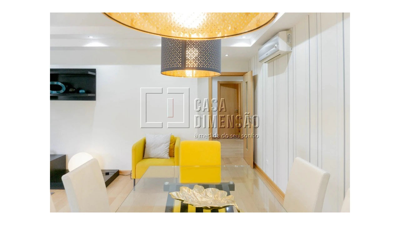 Apartamento T2 para Venda em Carnaxide e Queijas Foto 9