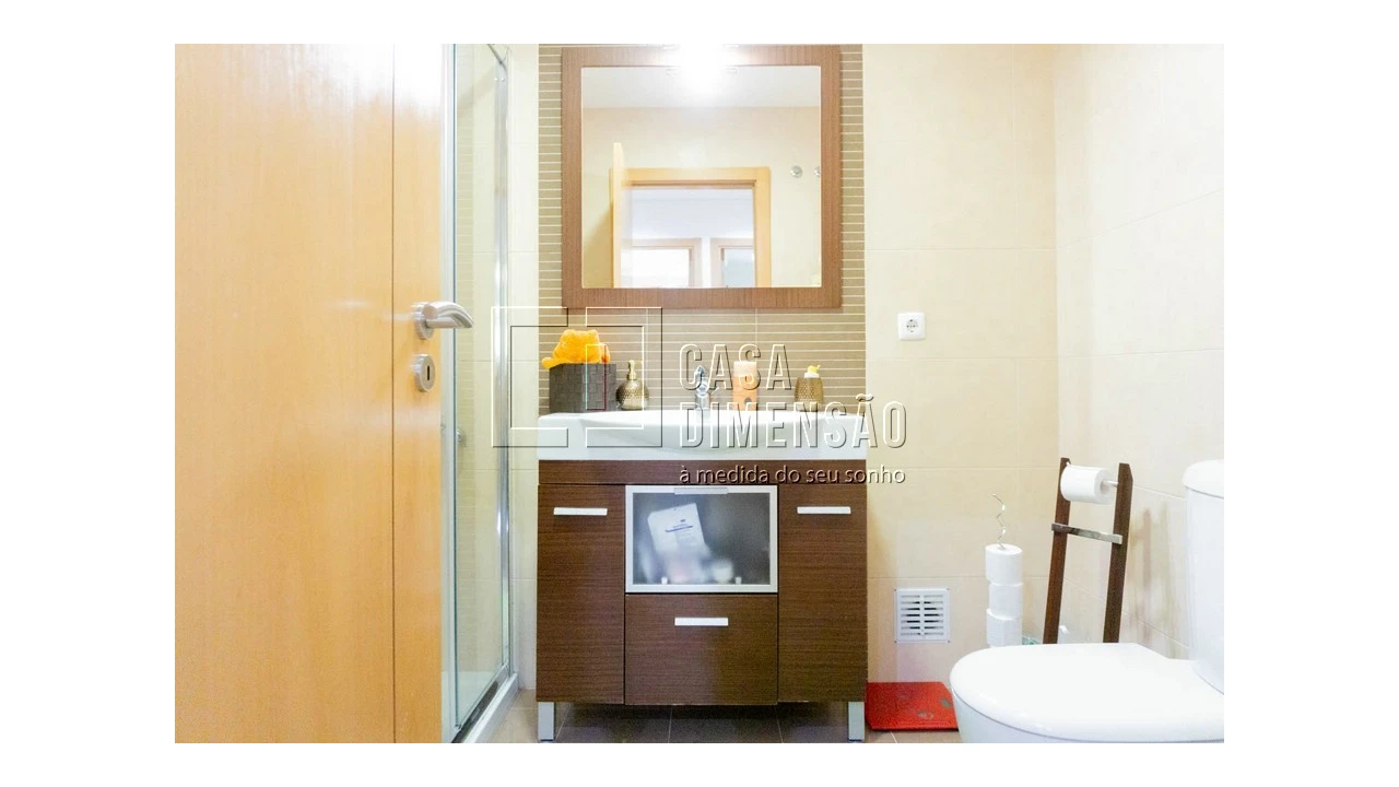 Apartamento T2 para Venda em Carnaxide e Queijas Foto 19
