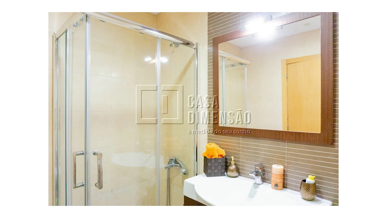 Apartamento T2 para Venda em Carnaxide e Queijas Foto 20