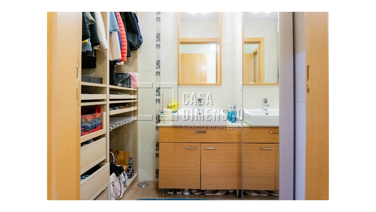 Apartamento T2 para Venda em Carnaxide e Queijas Foto 26