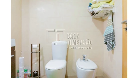 Apartamento T2 para Venda em Carnaxide e Queijas