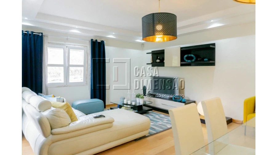 Apartamento T2 para Venda em Carnaxide e Queijas Foto 8