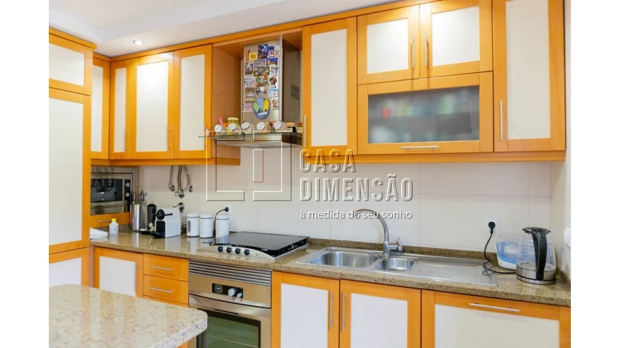 Apartamento T2 para Venda em Carnaxide e Queijas Foto 15