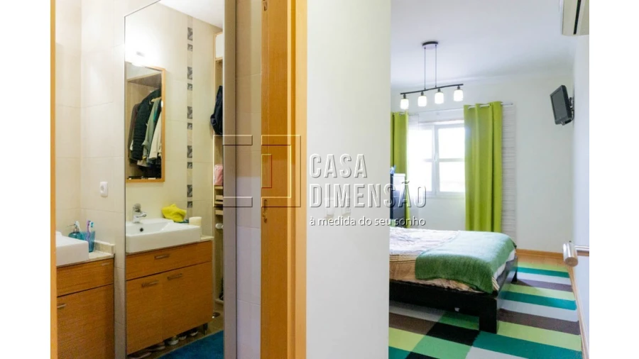 Apartamento T2 para Venda em Carnaxide e Queijas Foto 22