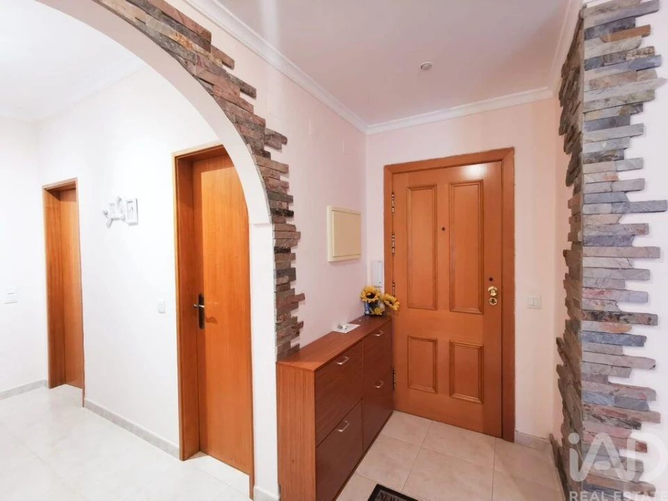 Apartamento T2 para Venda em Lagos (São Sebastião e Santa Maria) Foto 15