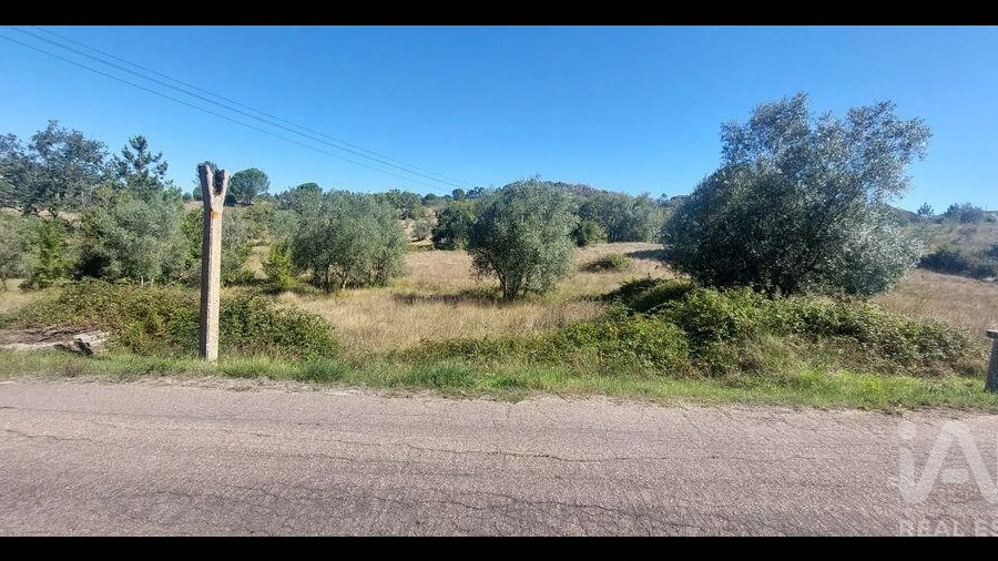Terreno para Venda em Colmeias e Memória