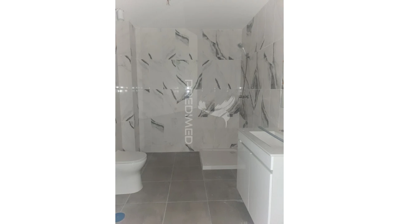 Apartamento T3 para Venda em Fornelos Foto 4