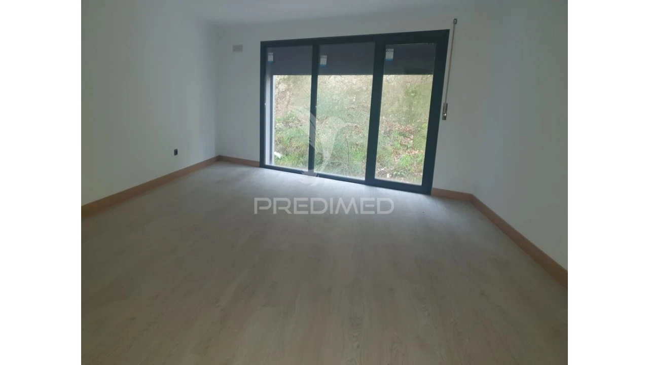 Apartamento T3 para Venda em Fornelos Foto 1