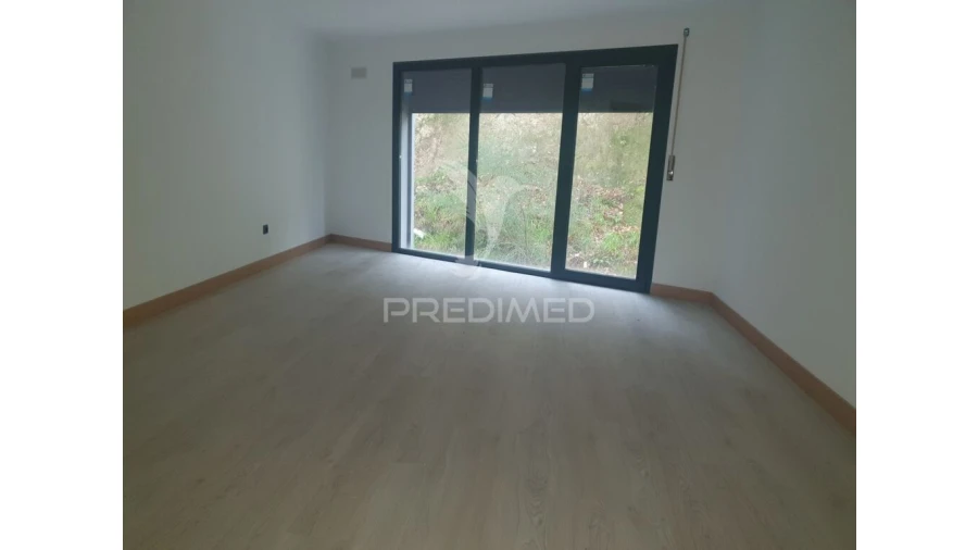 Apartamento T3 para Venda em Fornelos Foto 1