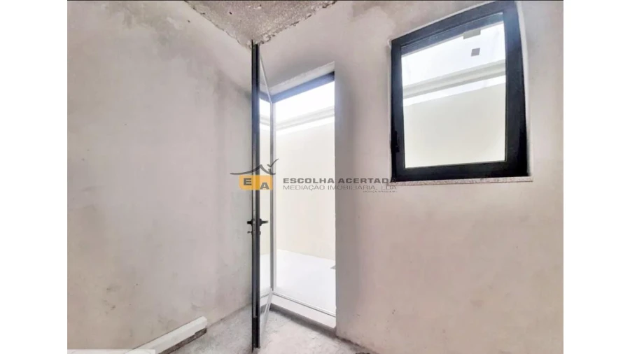 Loja para Arrendamento em Matosinhos e Leça da Palmeira Foto 9