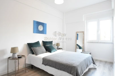 Apartamento T1 para Venda em São Domingos de Benfica