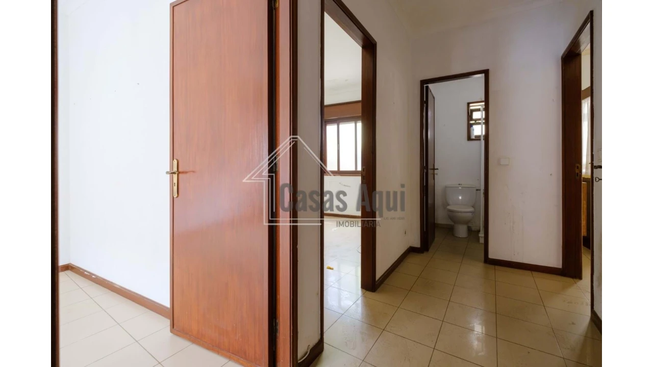 Prédio para Venda em Vila do Conde Foto 10