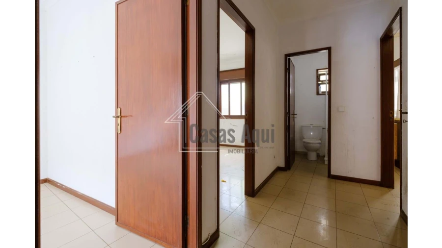 Prédio para Venda em Vila do Conde Foto 10