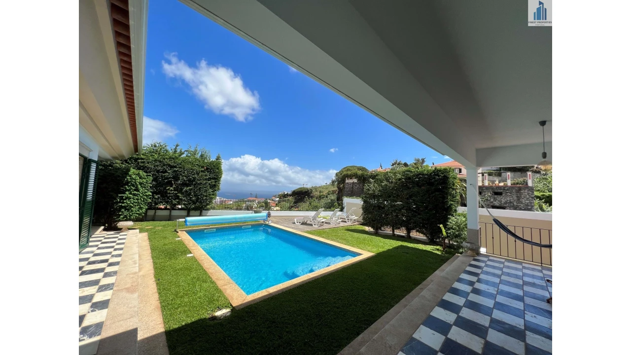 Moradia T4 para Arrendamento em São Martinho Foto 32