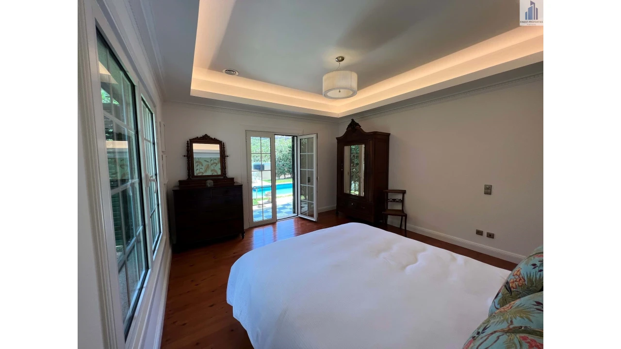 Moradia T4 para Arrendamento em São Martinho Foto 13