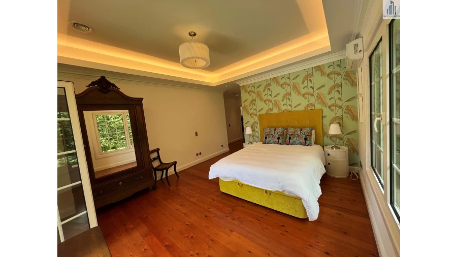 Moradia T4 para Arrendamento em São Martinho Foto 9