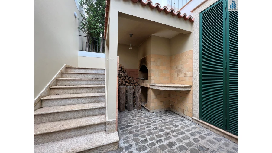 Moradia T4 para Arrendamento em São Martinho Foto 35