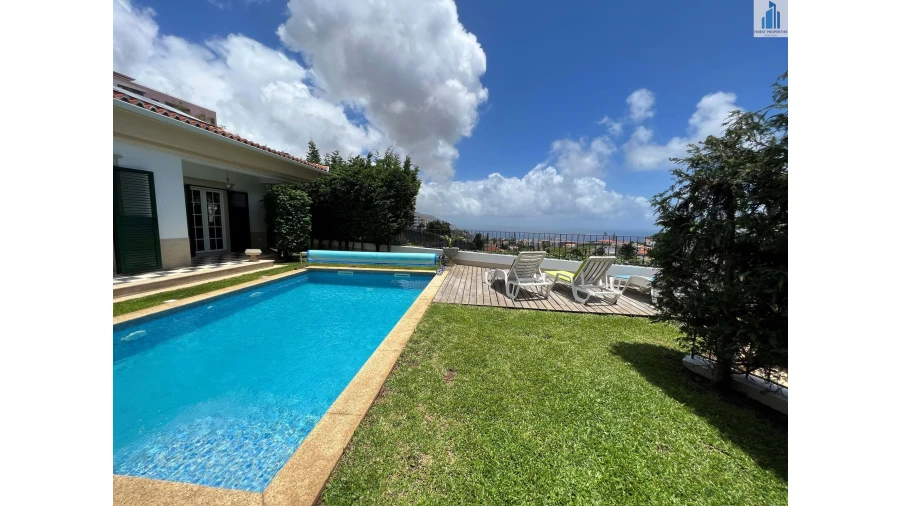 Moradia T4 para Arrendamento em São Martinho Foto 31