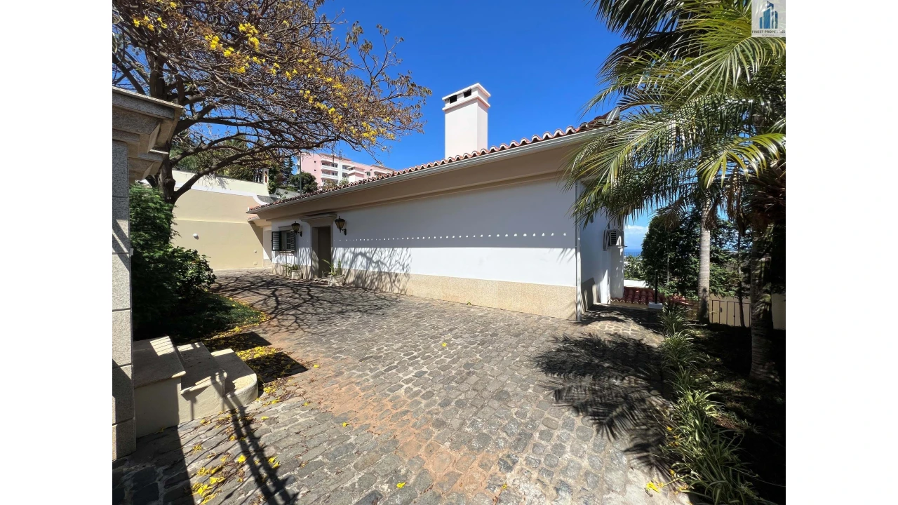 Moradia T4 para Arrendamento em São Martinho Foto 41