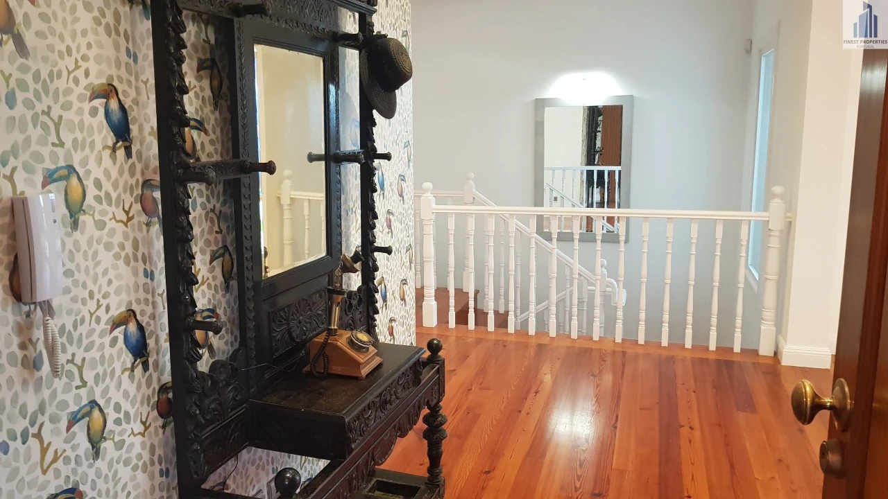 Moradia T4 para Arrendamento em São Martinho Foto 28