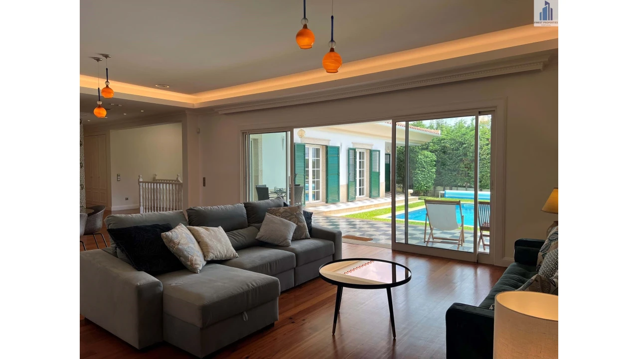 Moradia T4 para Arrendamento em São Martinho Foto 8