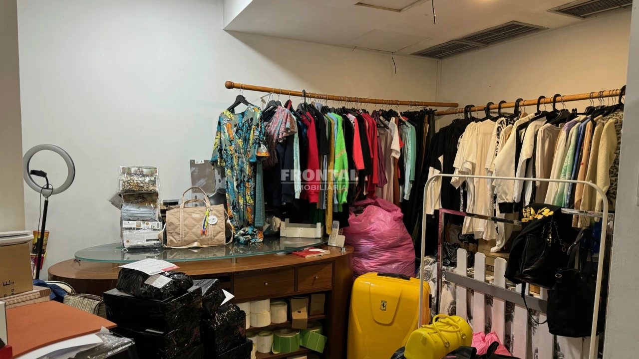 Loja para Venda em Cidade da Maia Foto 7