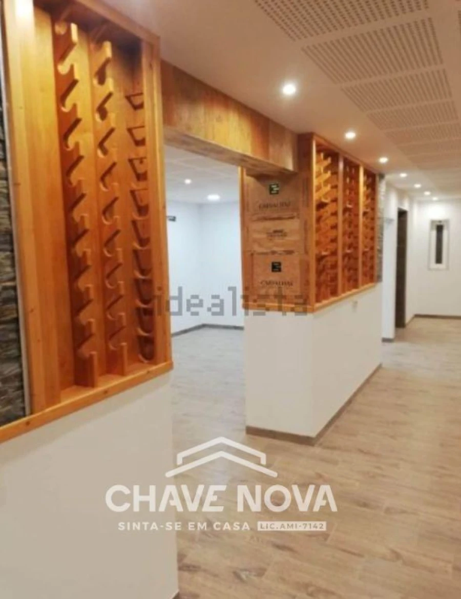 Loja para Venda em Quarteira Foto 16