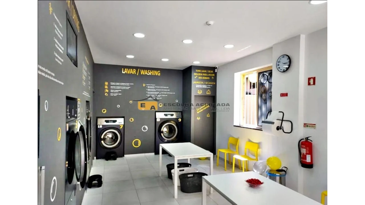 Armazém para Venda em São Mamede de Infesta e Senhora da Hora Foto 5