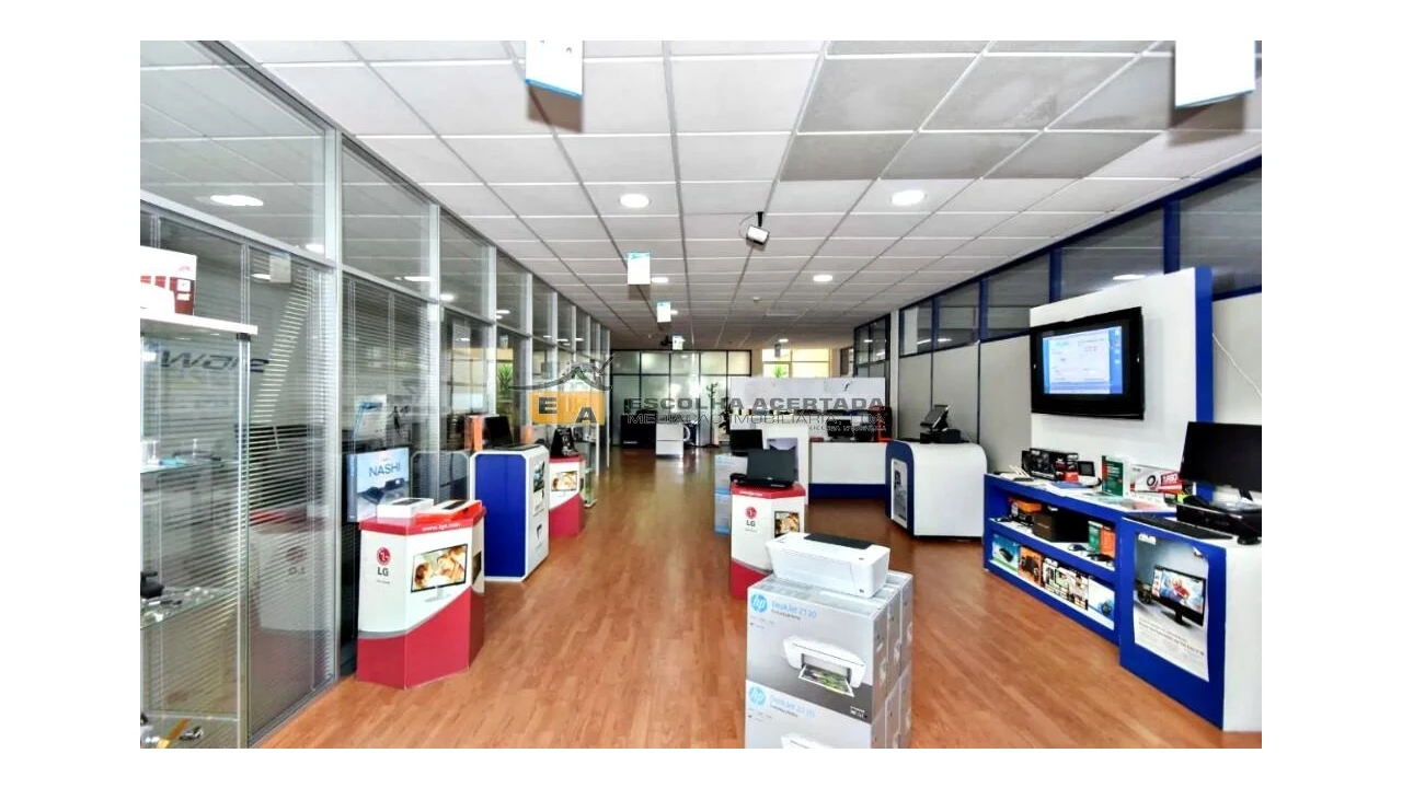 Armazém para Venda em São Mamede de Infesta e Senhora da Hora Foto 8