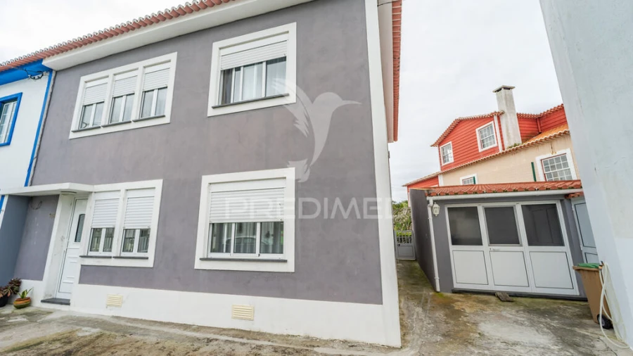 Moradia T5 para Venda em Angra (São Pedro) Foto 2