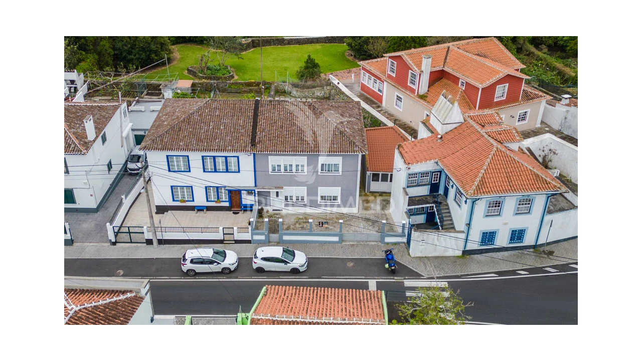 Moradia T5 para Venda em Angra (São Pedro) Foto 6