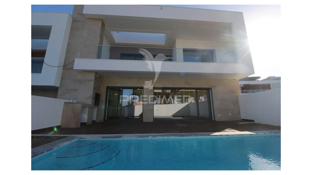 Moradia T4 para Venda em Charneca de Caparica e Sobreda Foto 2