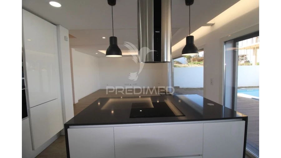 Moradia T4 para Venda em Charneca de Caparica e Sobreda Foto 7