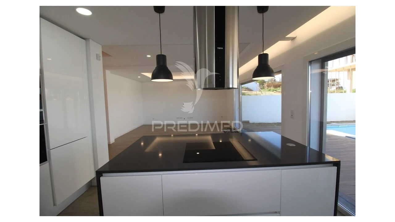 Moradia T4 para Venda em Charneca de Caparica e Sobreda Foto 7