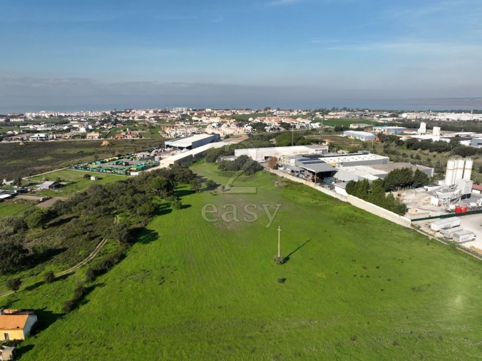 Terreno Misto para Venda em Alcochete