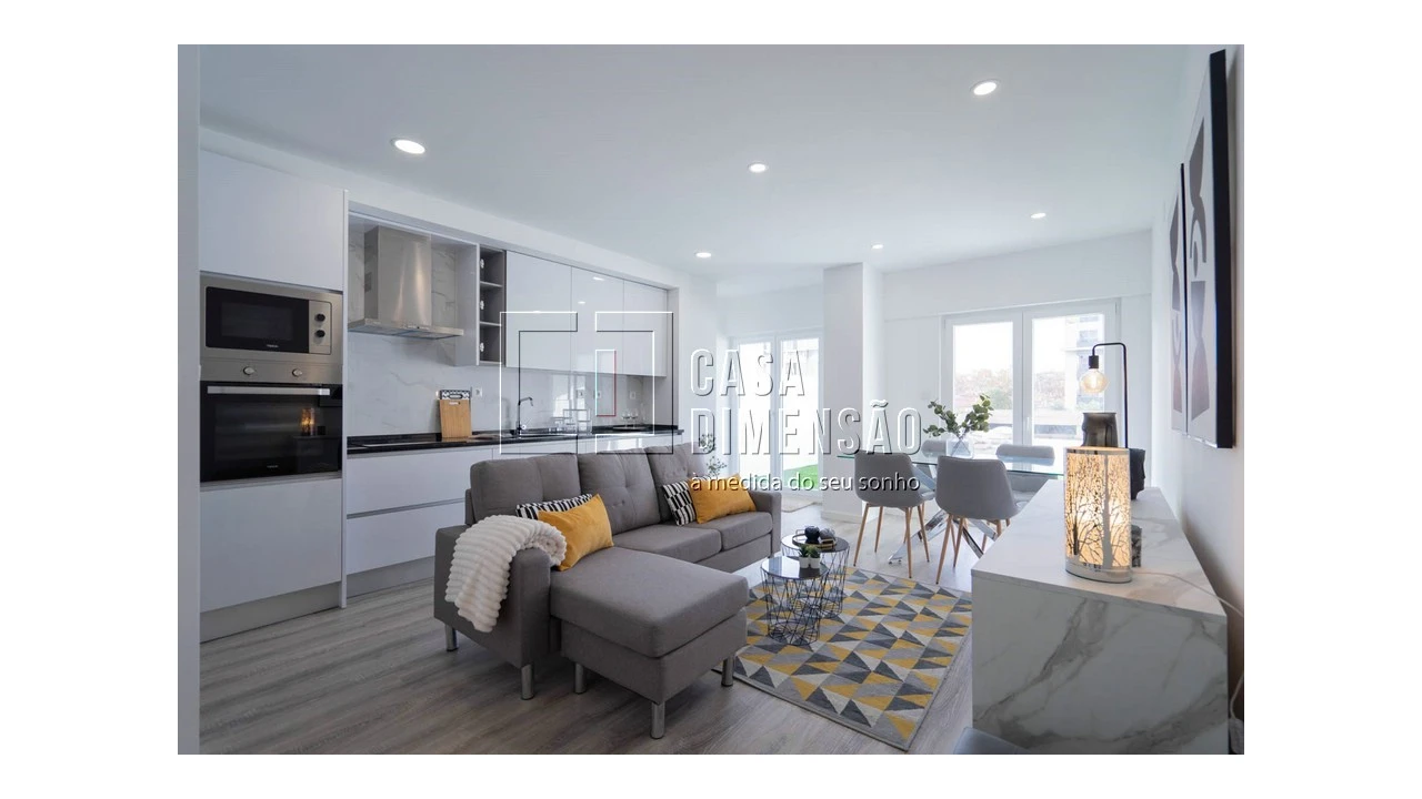 Apartamento T1 para Venda em Benfica Foto 4
