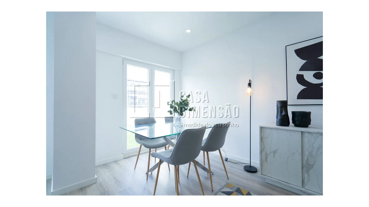 Apartamento T1 para Venda em Benfica Foto 13