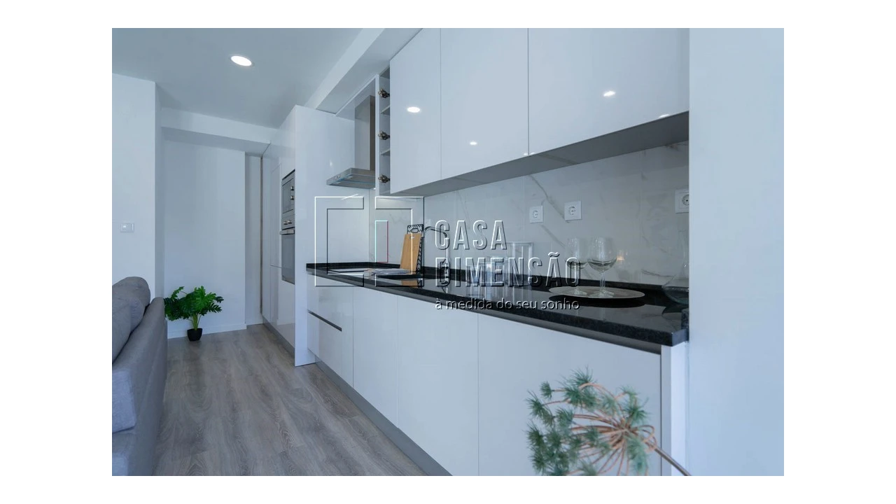 Apartamento T1 para Venda em Benfica Foto 24