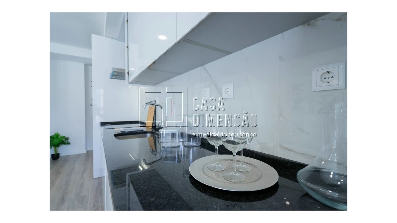Apartamento T1 para Venda em Benfica Foto 25