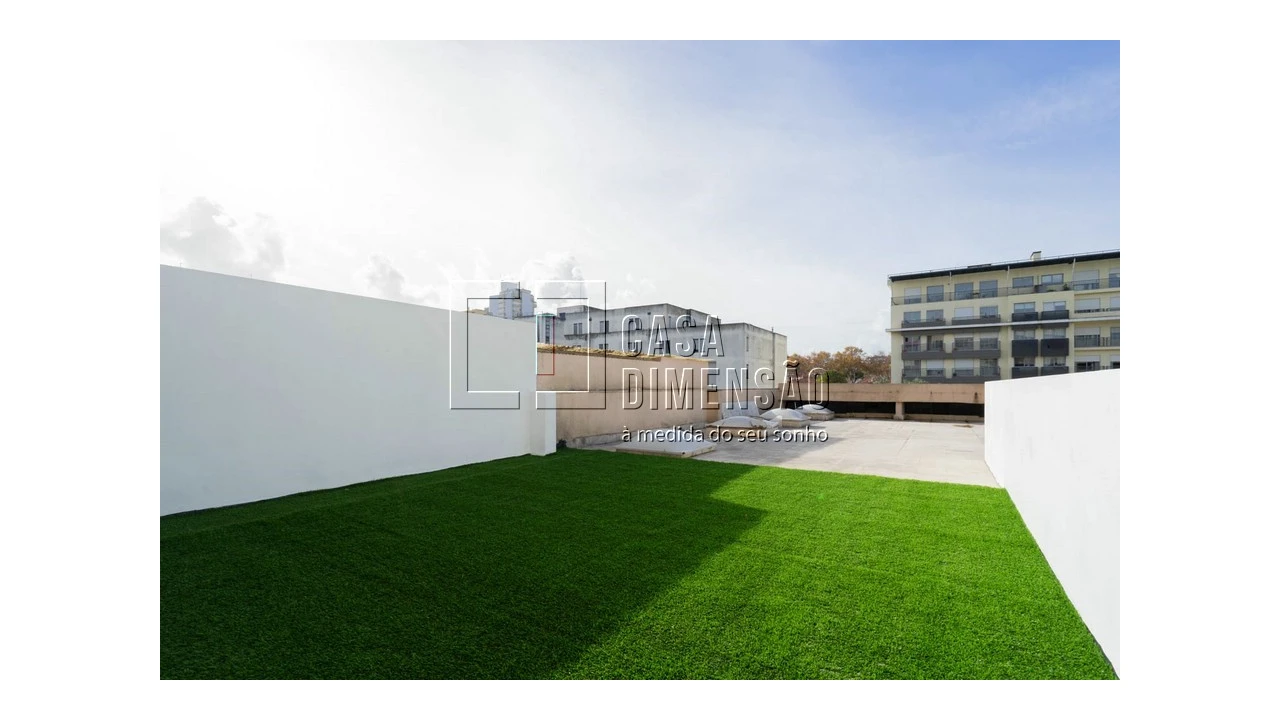 Apartamento T1 para Venda em Benfica Foto 29