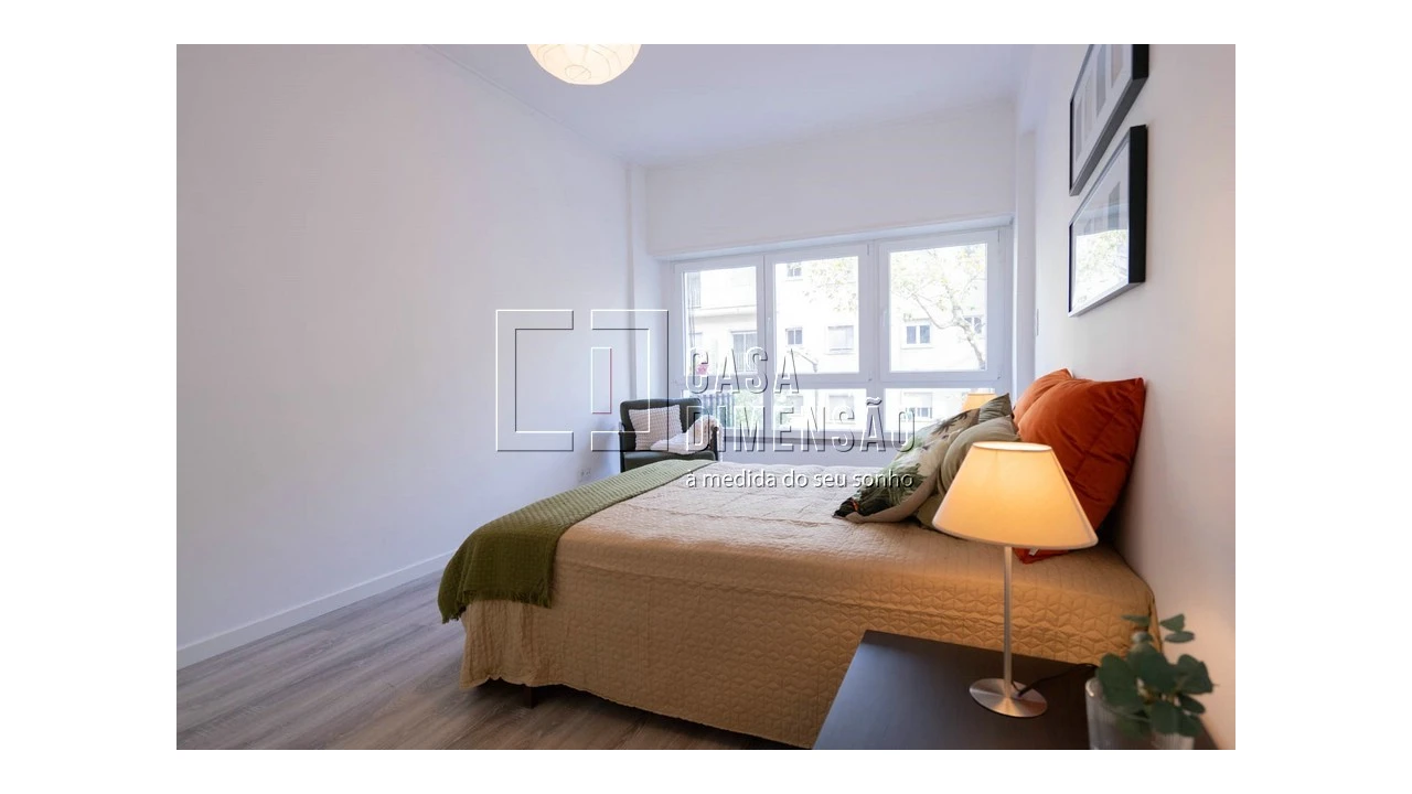 Apartamento T1 para Venda em Benfica Foto 33
