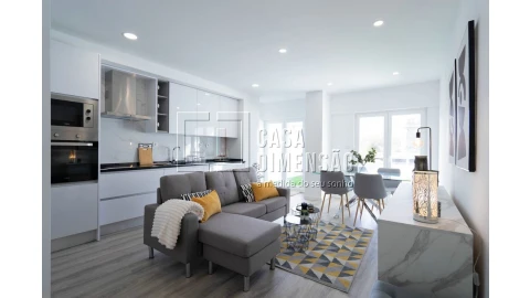 Apartamento T1 para Venda em Benfica