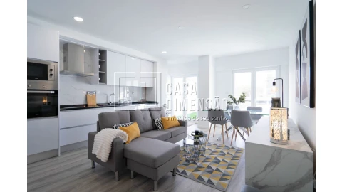 Apartamento T1 para Venda em Benfica