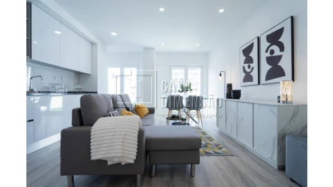 Apartamento T1 para Venda em Benfica