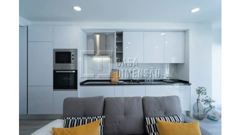 Apartamento T1 para Venda em Benfica