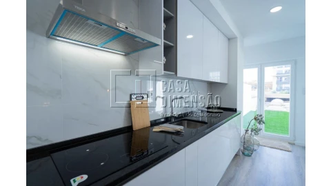 Apartamento T1 para Venda em Benfica