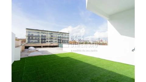 Apartamento T1 para Venda em Benfica